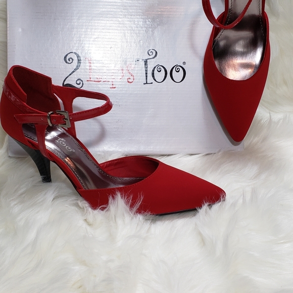 Pumps - Picture 2 of 10